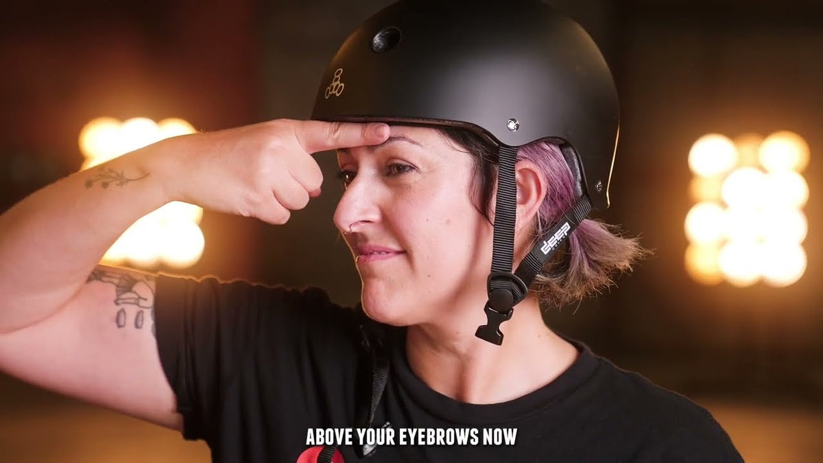 Load video: Triple Eight Deep Cover Fit Guide