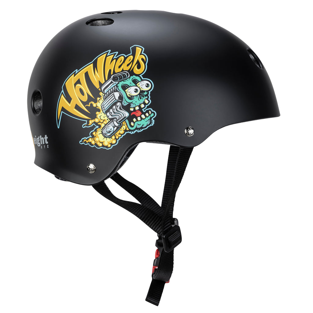 Triple clearance eight helmet